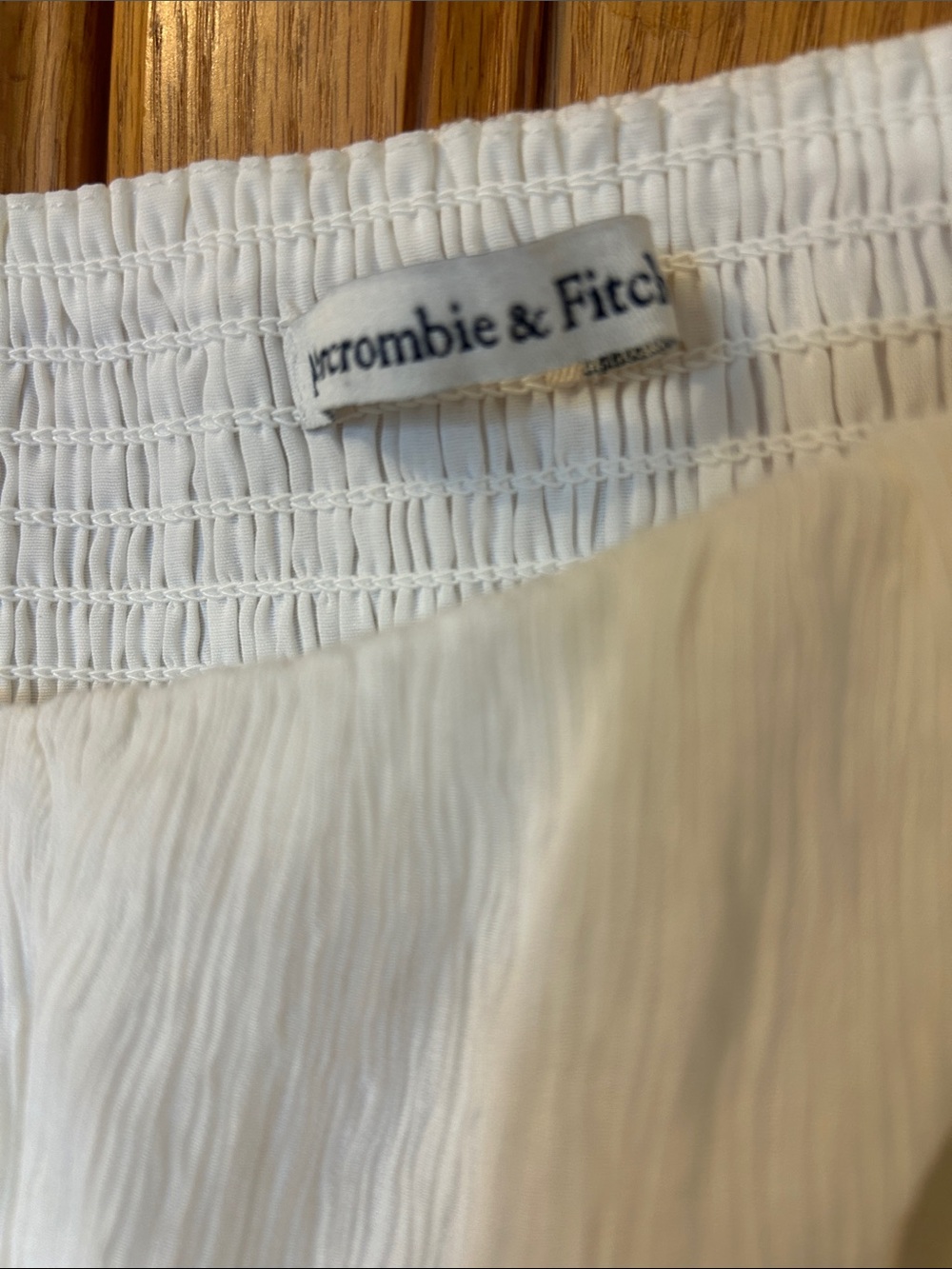 Abercrombie & Fitch Cream Puff-Sleeve Square-Neck Crop Top - Picture 3 of 4